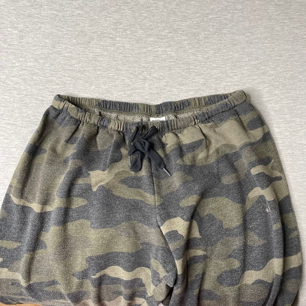 Victoria's Secret PINK Logo Camouflage Ivy Fleece Campus Jogger Sweatpants - Picture 8 of 11